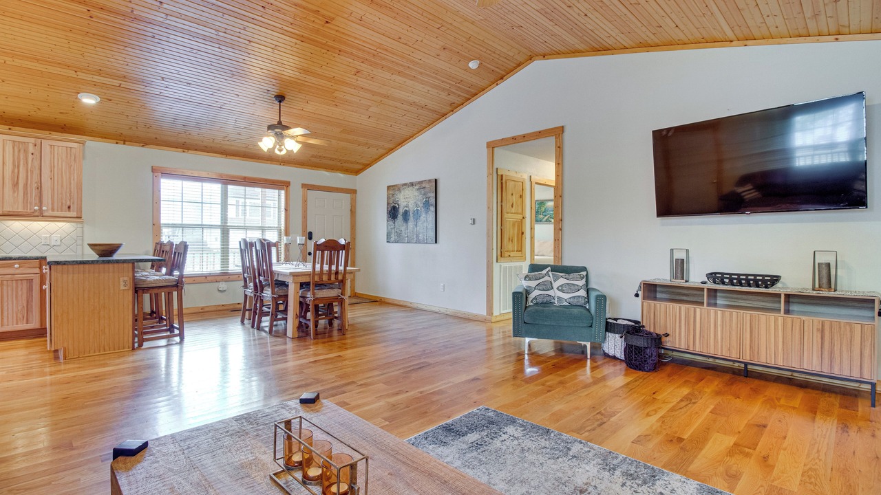 Photo of Livingroom in Elizabeth