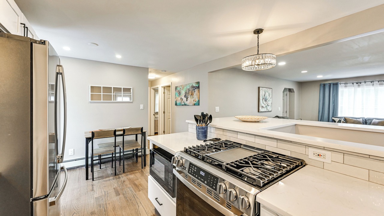 Photo of Kitchen in Sixteen Acres