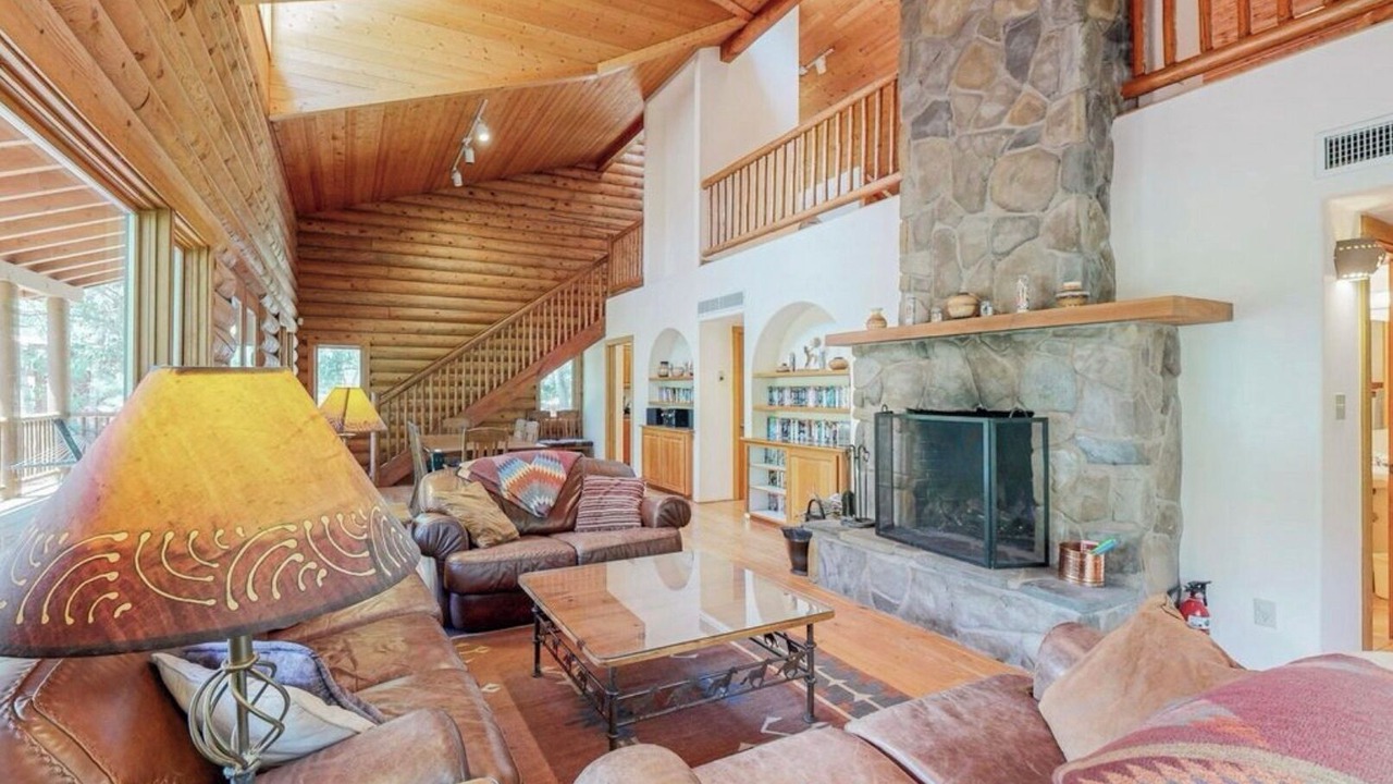 Photo of Livingroom in Canoncito