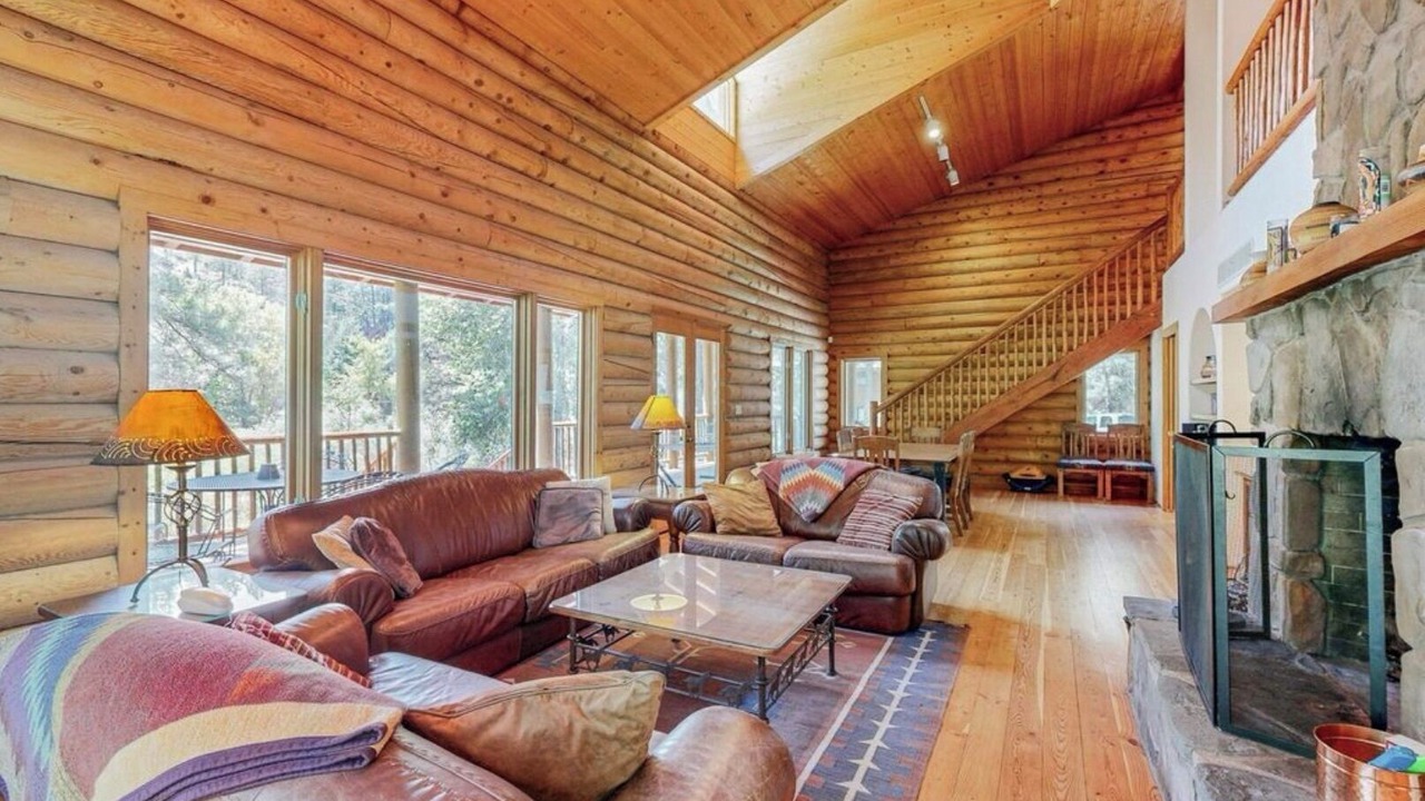 Photo of Livingroom in Canoncito