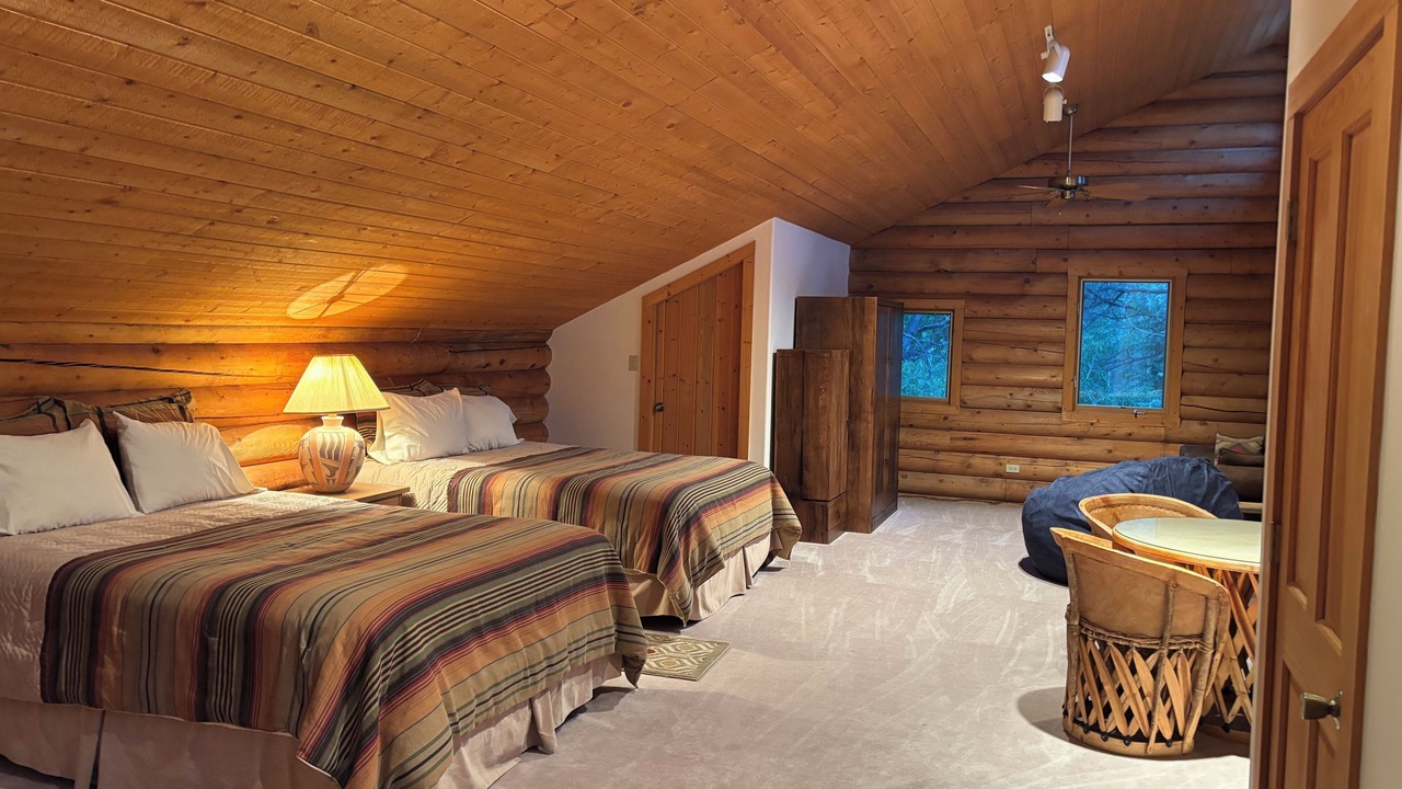 Photo of Bedroom in Canoncito