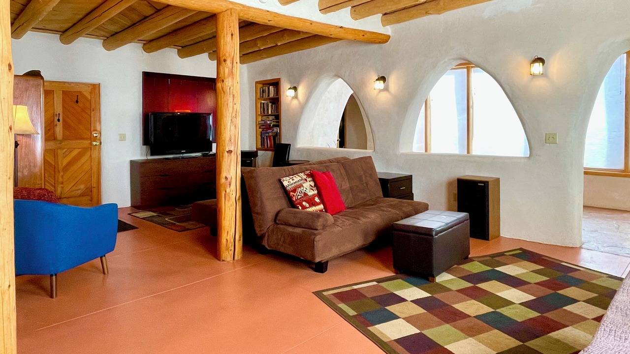 Photo of Livingroom in Carson
