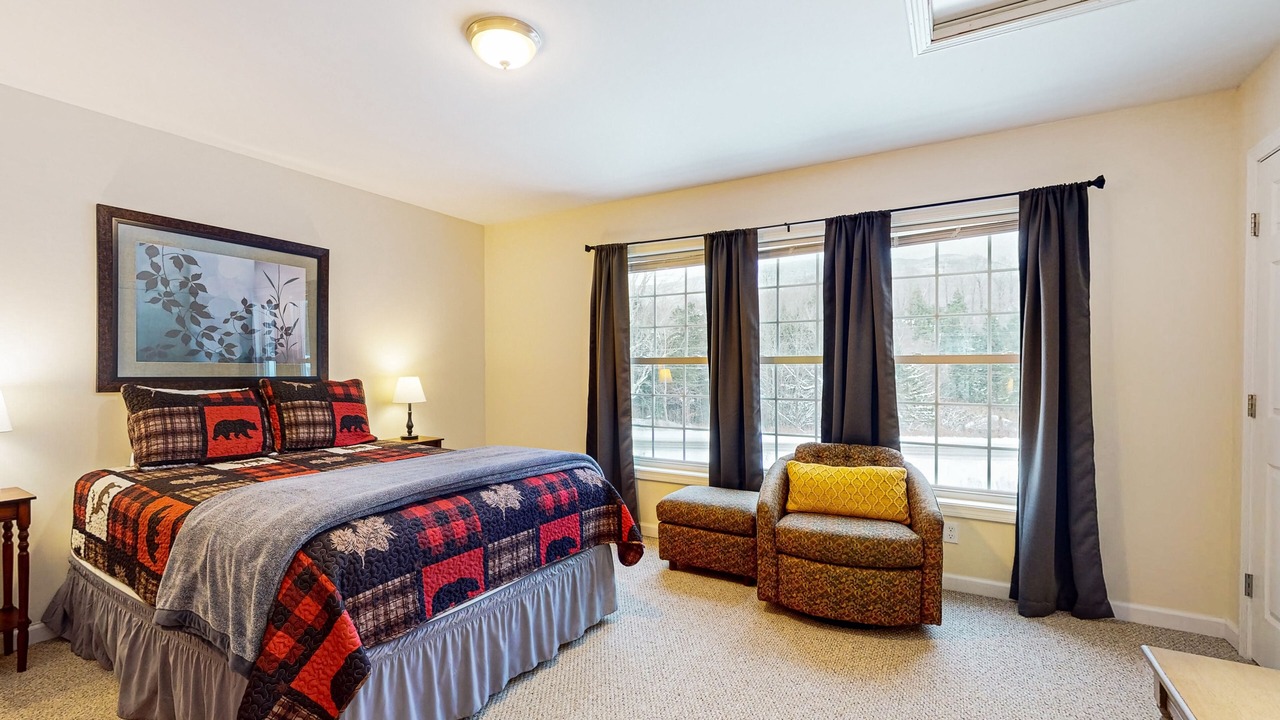 Photo of Bedroom in Jeffersonville