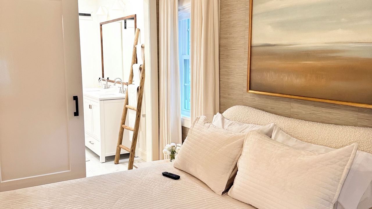 Photo of Bedroom in Deerfield