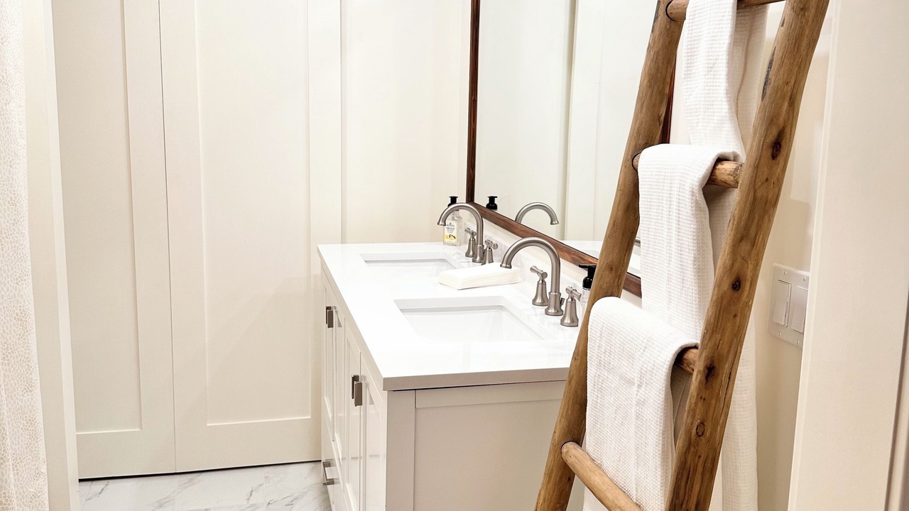 Photo of Bathroom in Deerfield