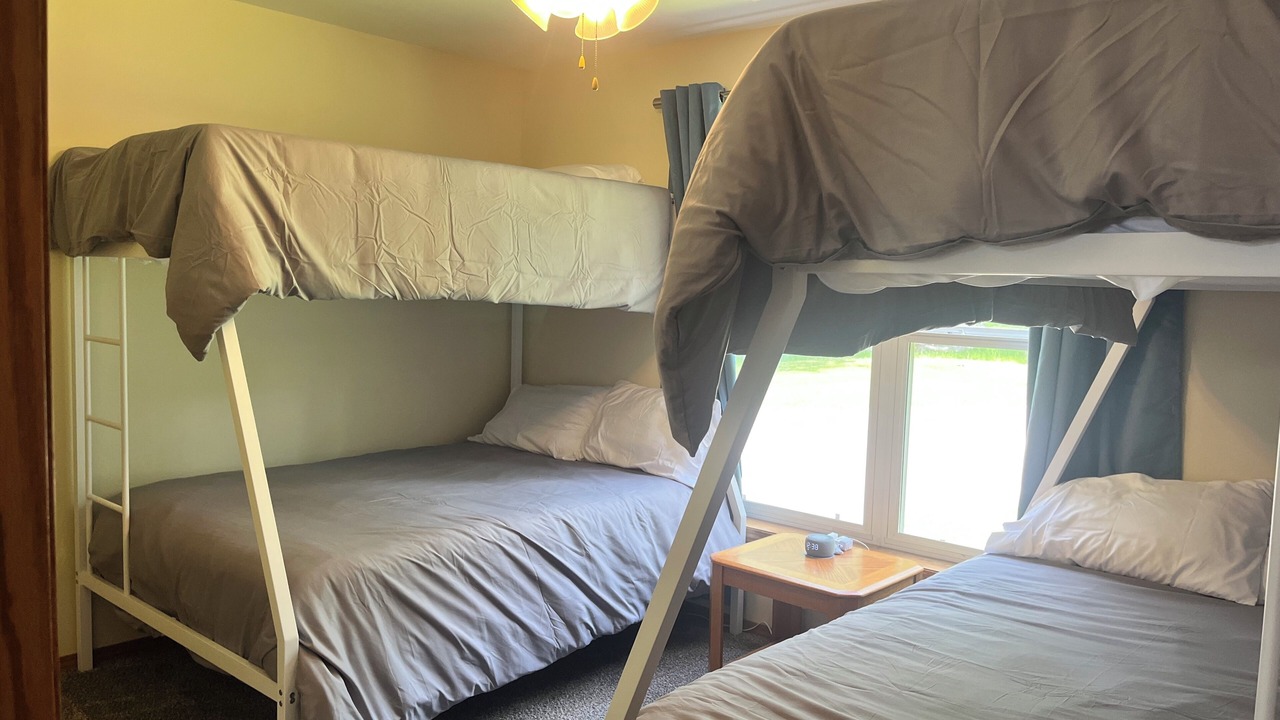 Photo of Bedroom in Goodman