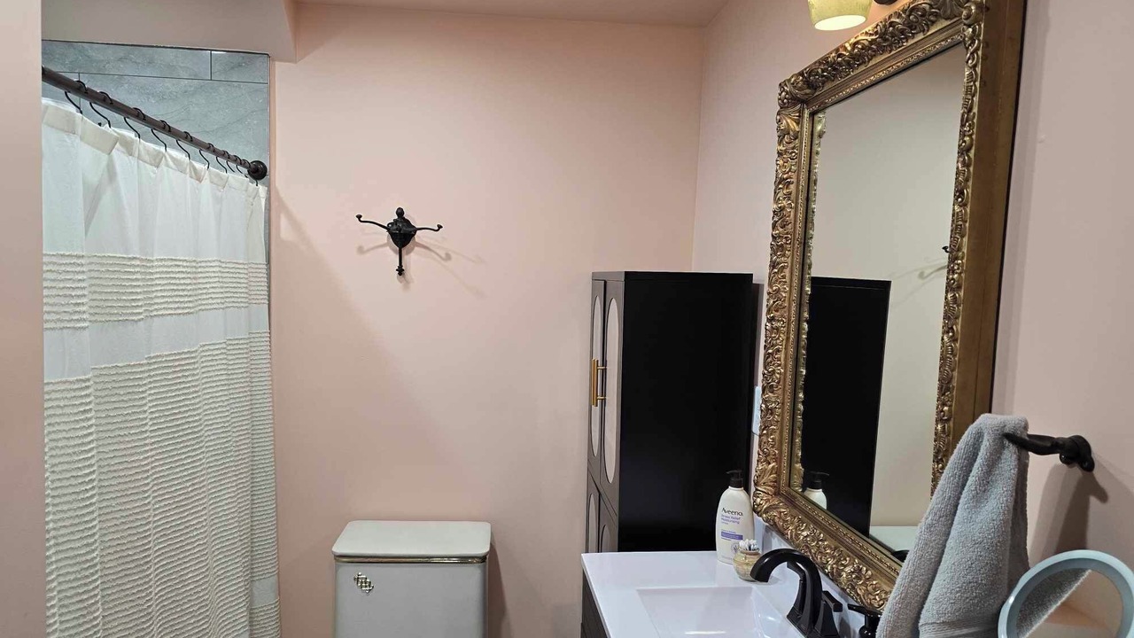 Photo of Bathroom in Hager City