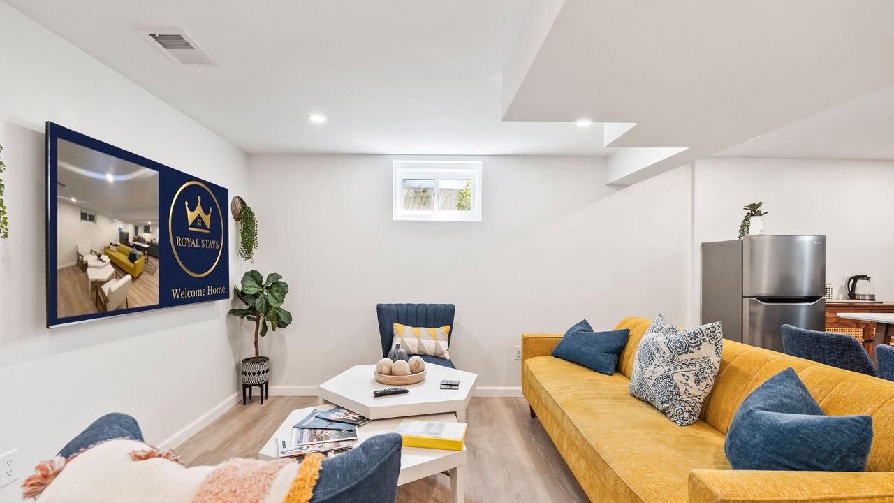 Photo of Livingroom in St. Louis Park