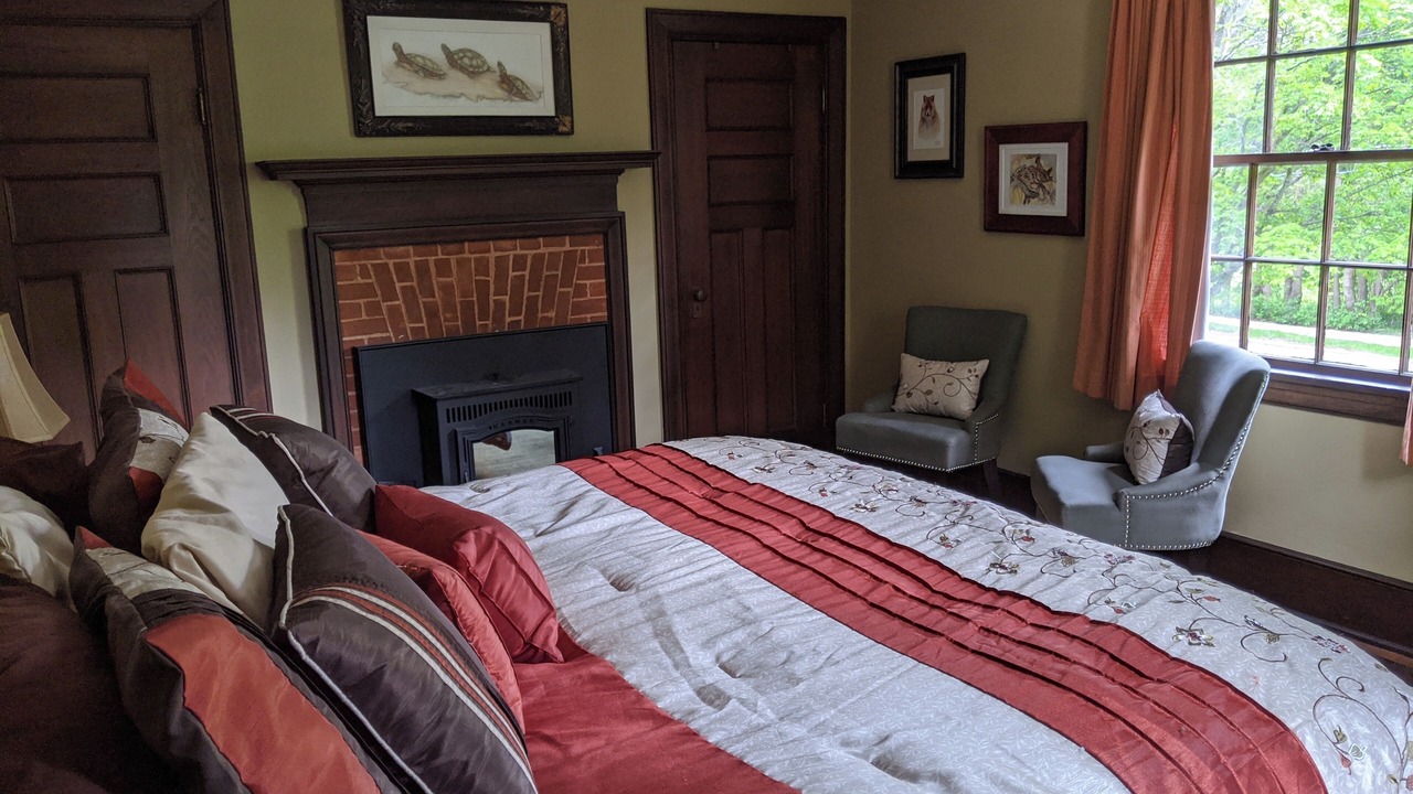Photo of Livingroom in Saranac Lake