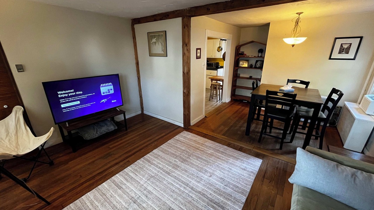 Photo of Livingroom in Old North End