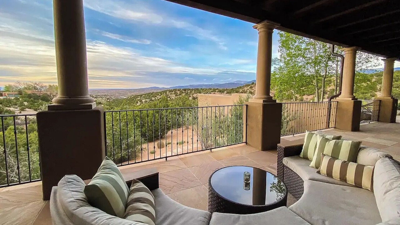 Photo of Patio Balcony in Espanola