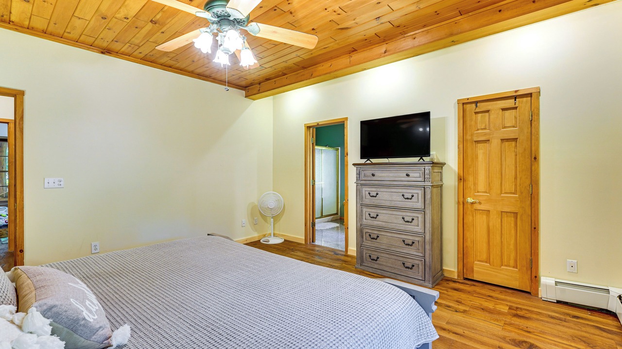Photo of Bedroom in Old Forge