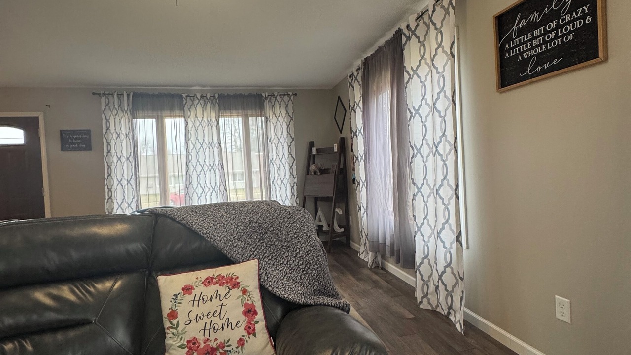 Photo of Livingroom in Cadott