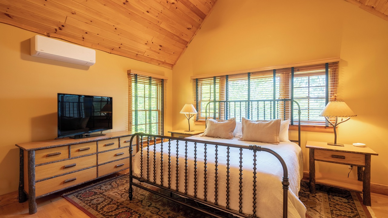 Photo of Bedroom in Lake Placid