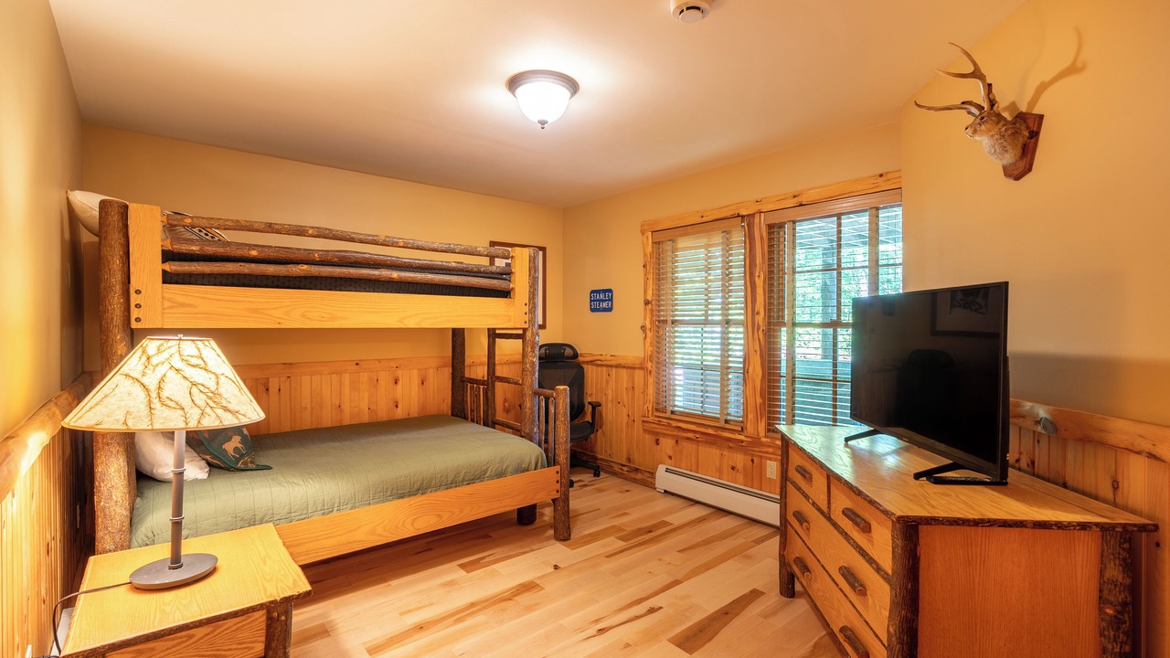 Photo of Bedroom in Lake Placid