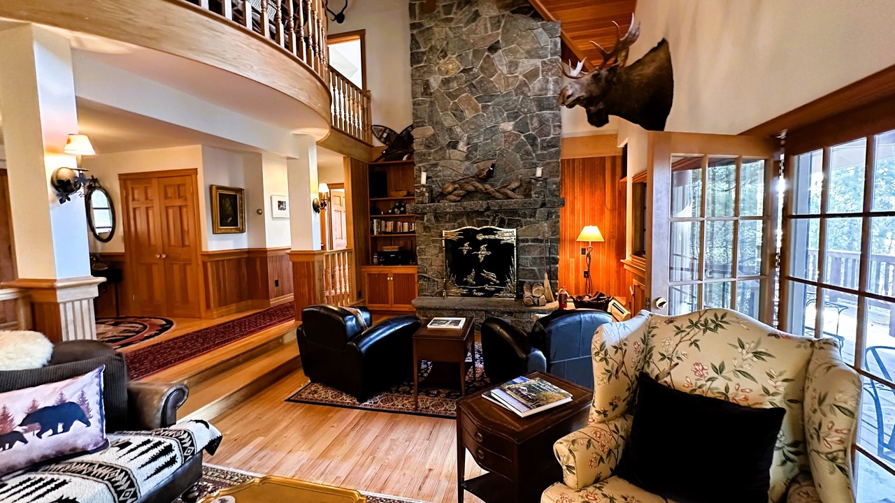 Photo of Livingroom in Saranac Lake