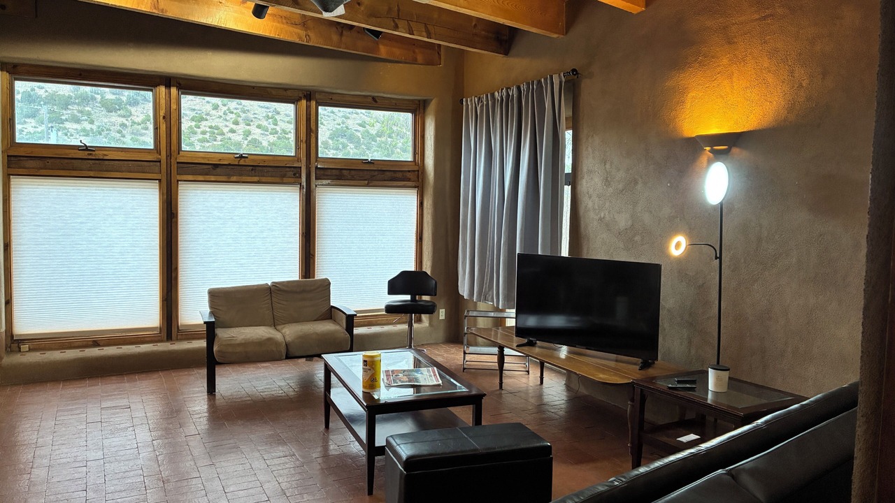 Photo of Livingroom in Canoncito
