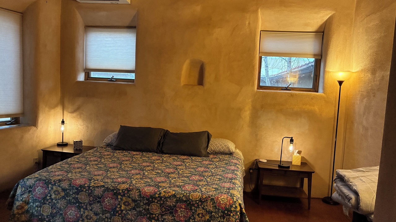 Photo of Bedroom in Canoncito