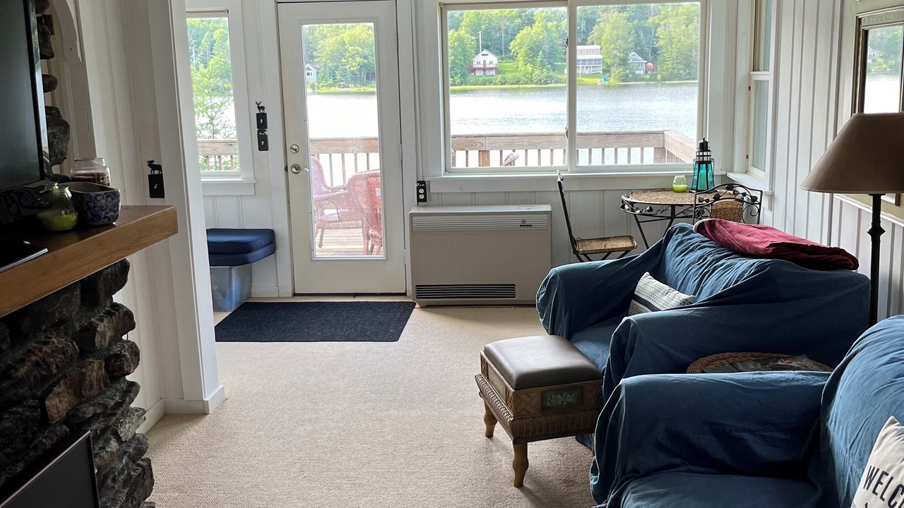 Photo of Livingroom in Woodford