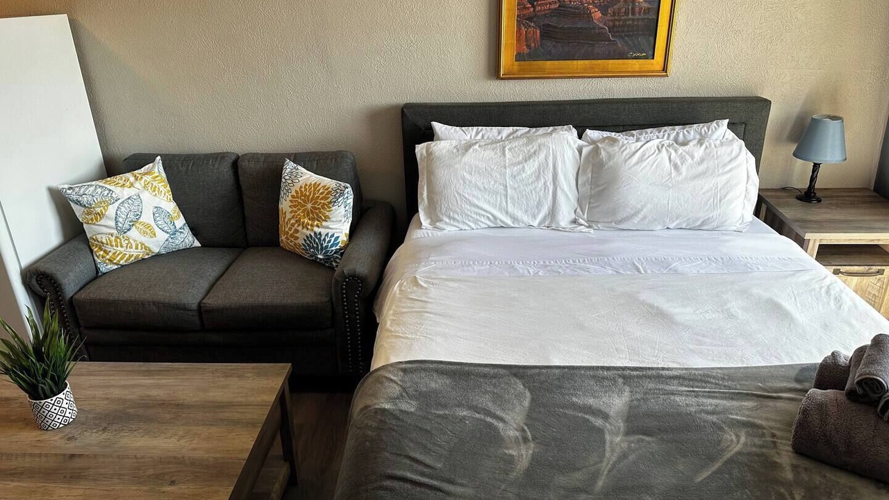 Photo of Bedroom in University Heights