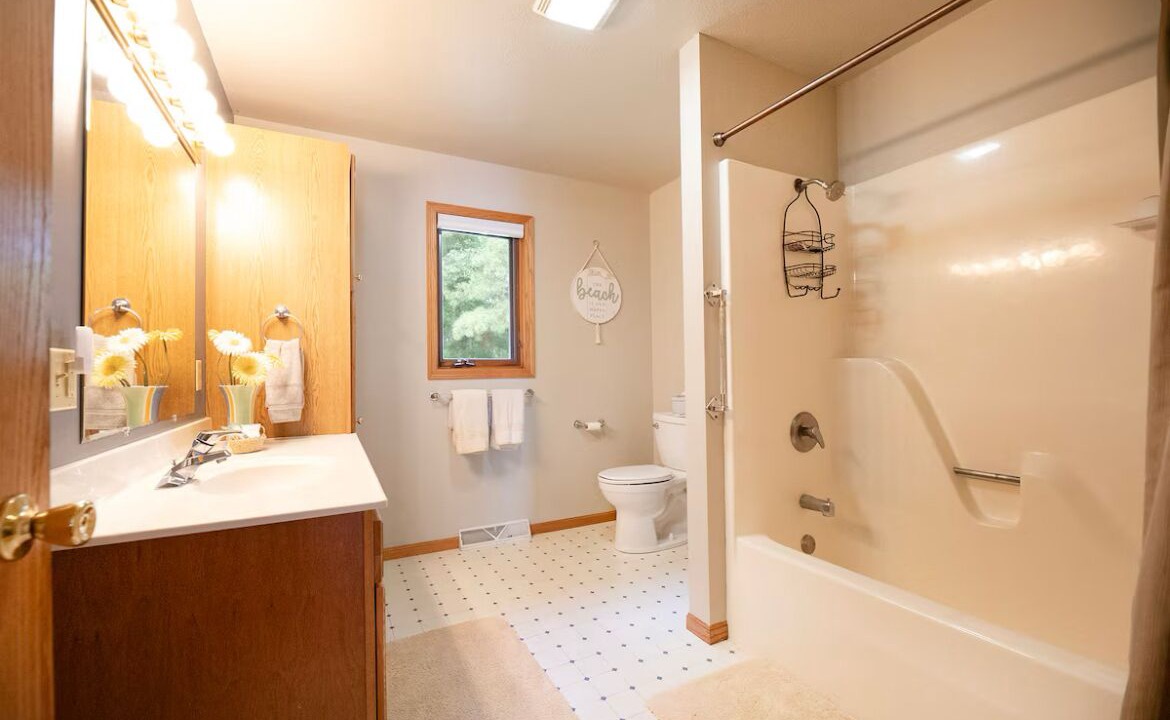 Photo of Bathroom in Spooner