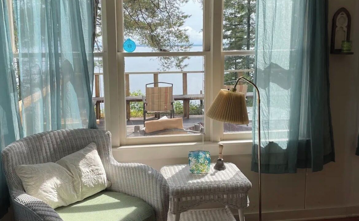Photo of Livingroom in Washburn
