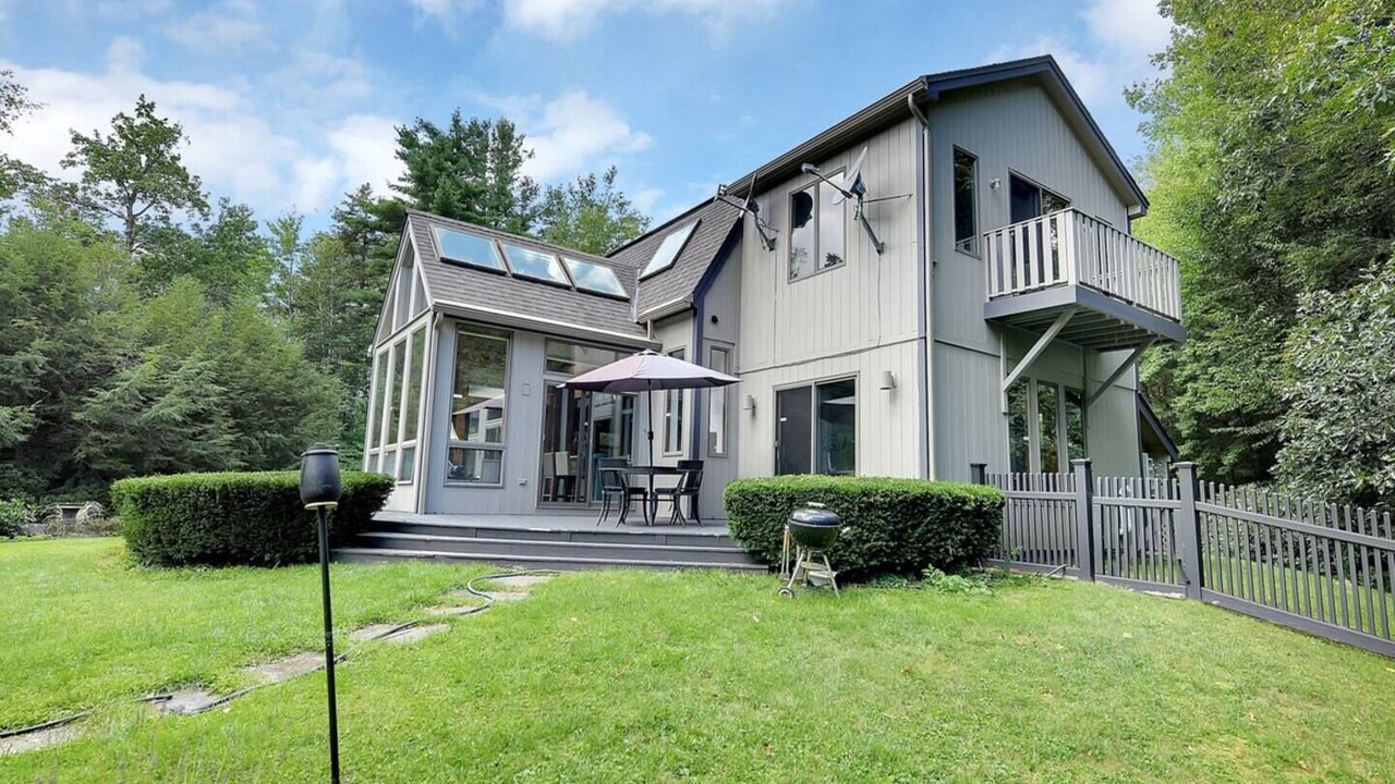 Photo of Outdoor in Becket