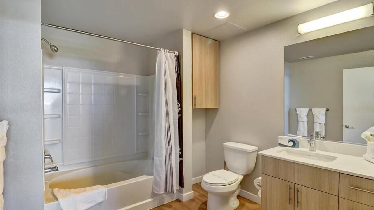 Photo of Bathroom in Woodbury