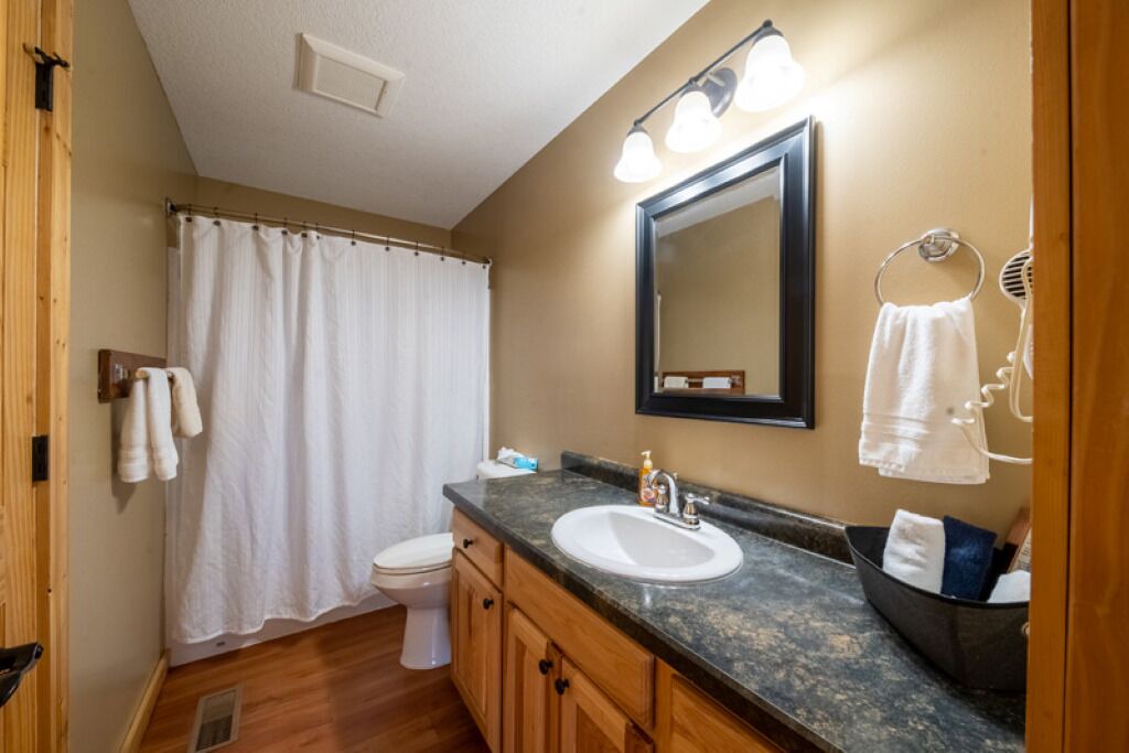 Photo of Bathroom in Isle