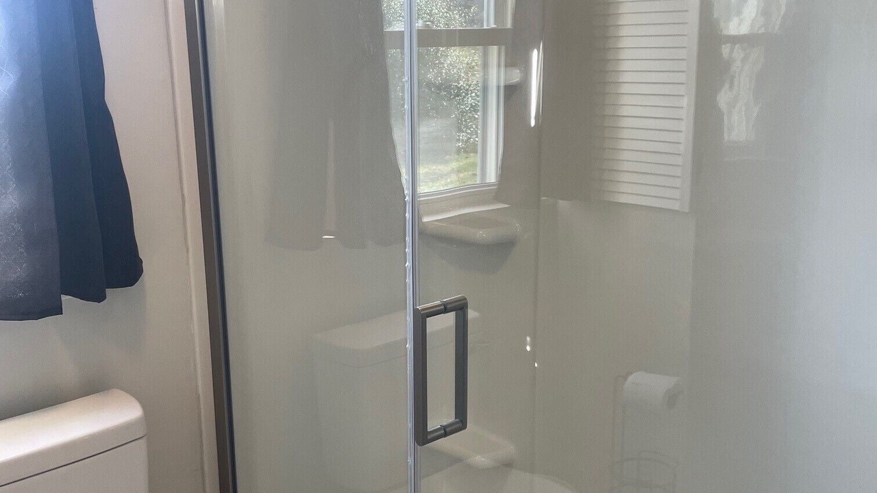 Photo of Bathroom in Bland