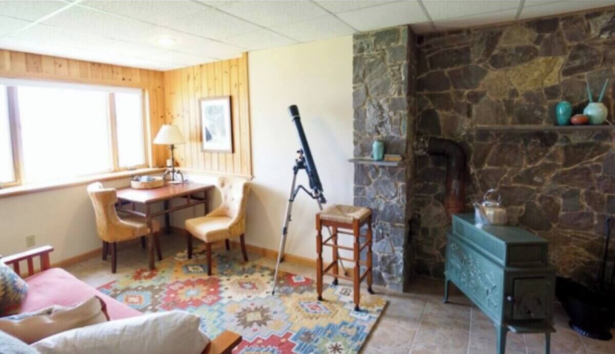 Photo of Livingroom in Greenville Junction