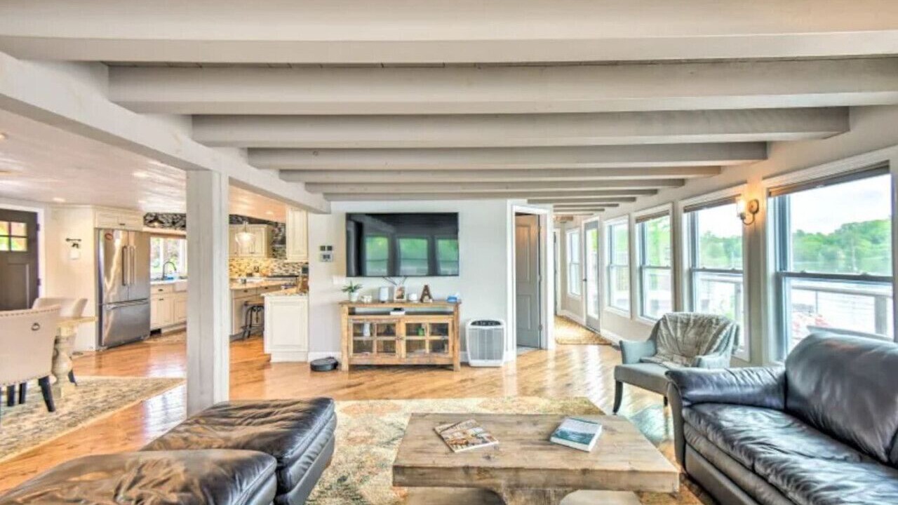Photo of Livingroom in Enfield