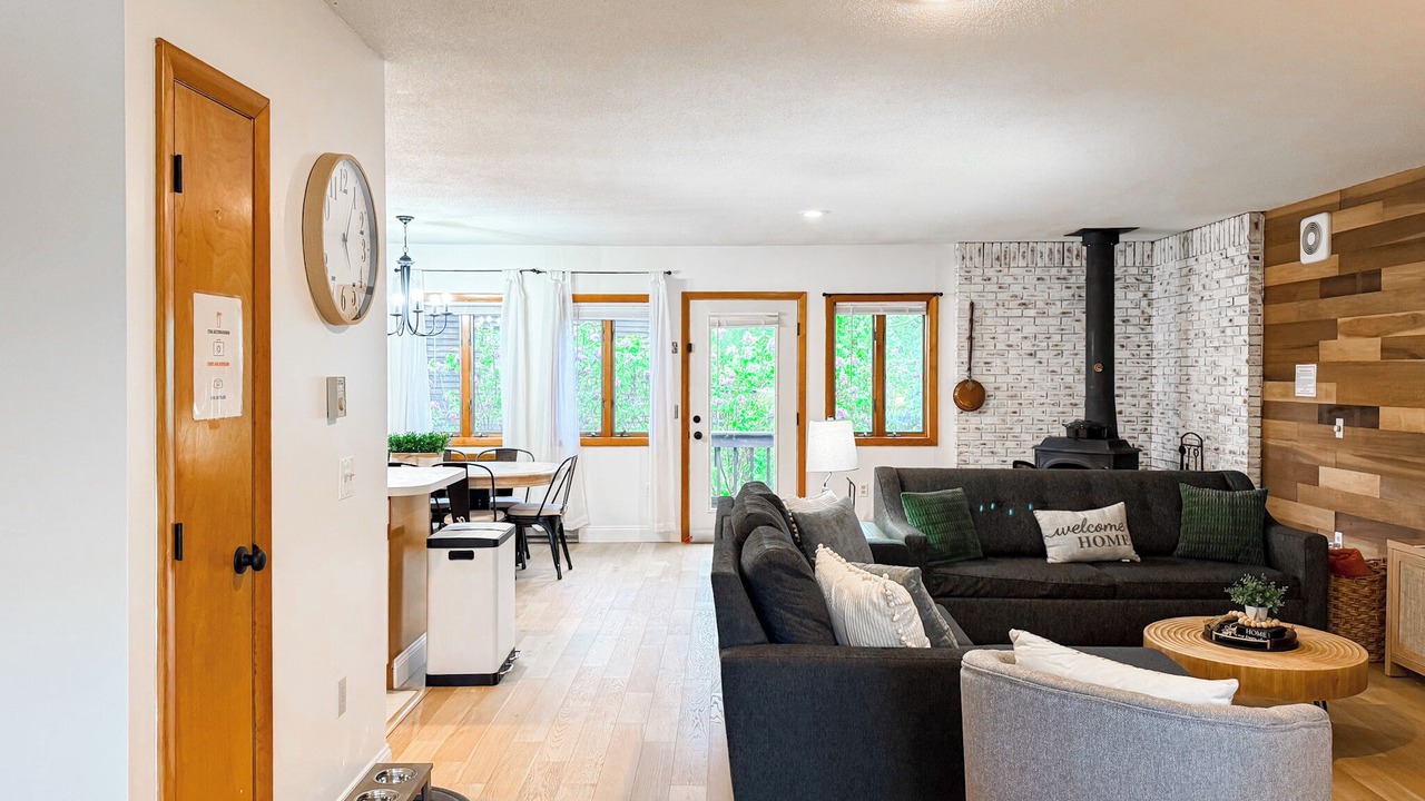 Photo of Livingroom in Bartlett