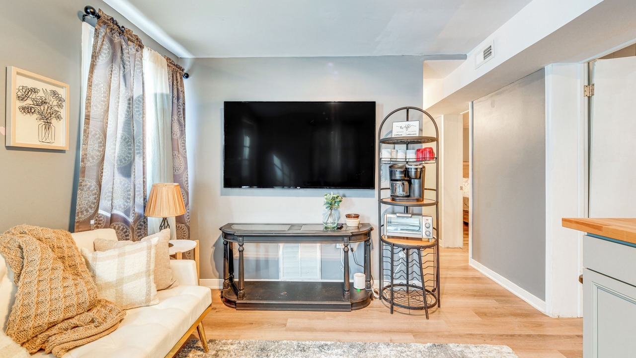 Photo of Livingroom in North Chesterfield