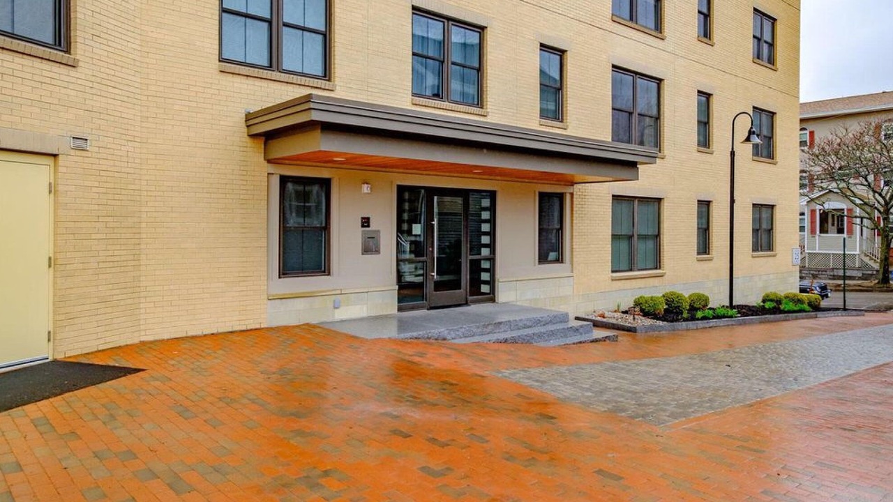 Photo of Outdoor in West End