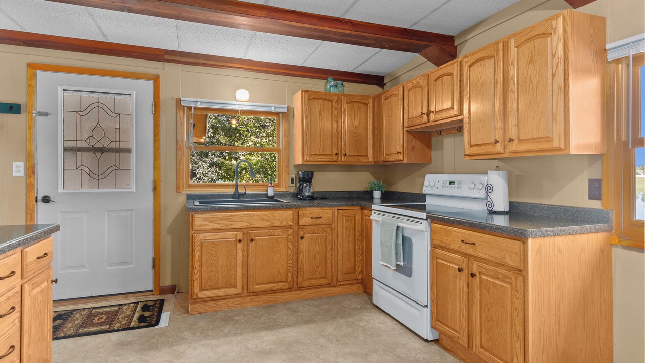 Photo of Kitchen in Iola