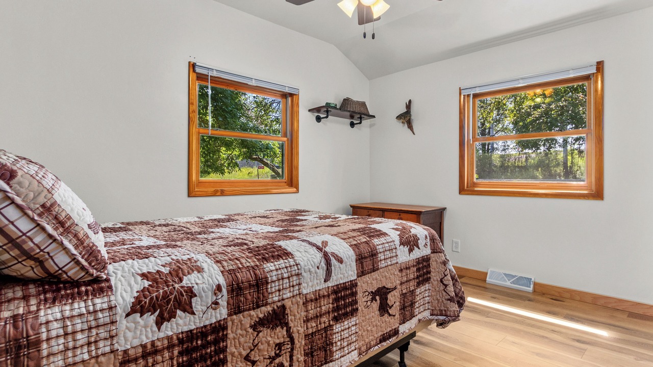 Photo of Bedroom in Iola