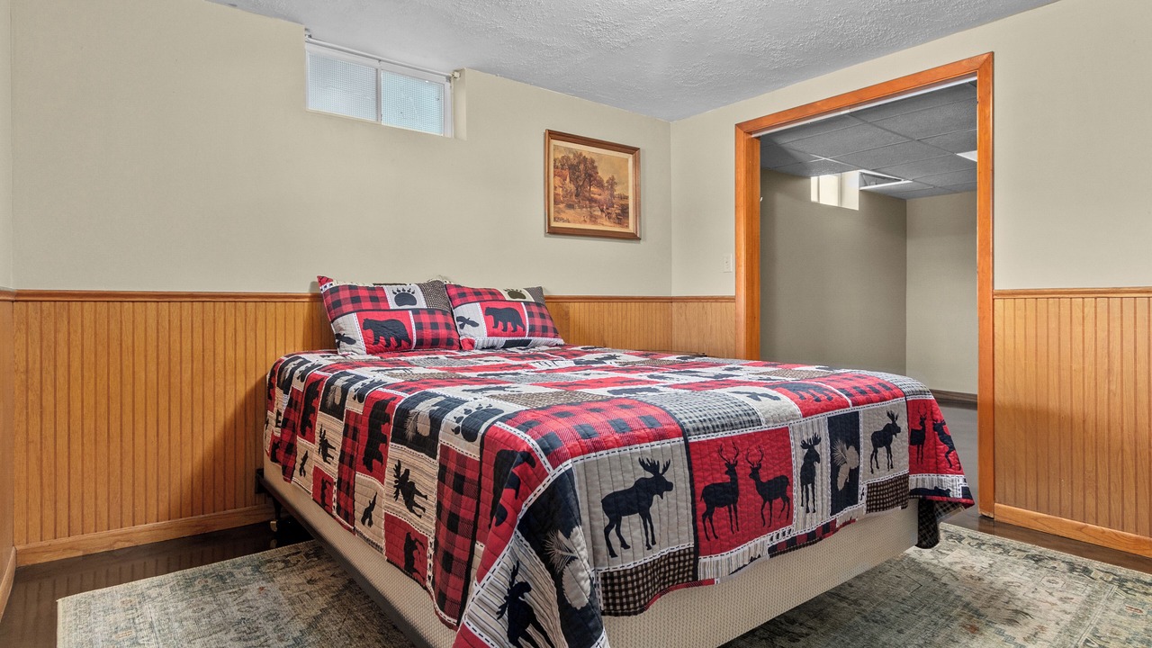 Photo of Bedroom in Iola
