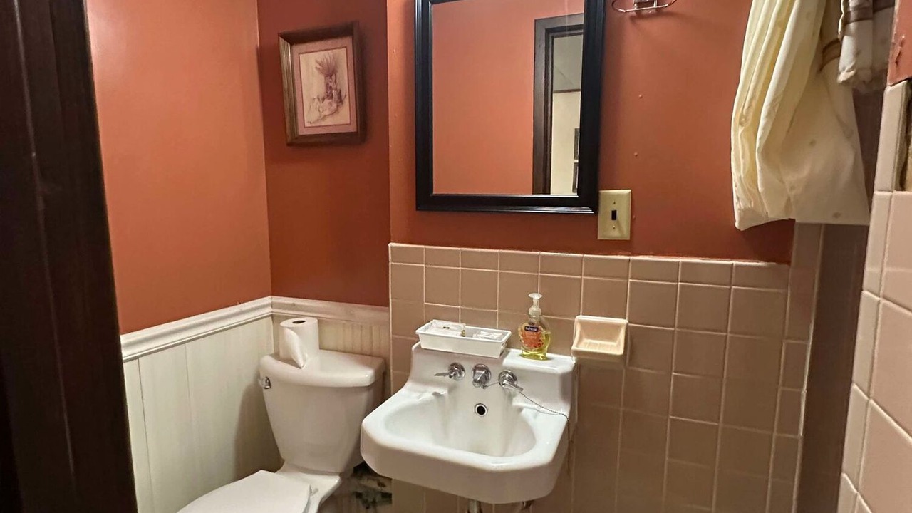 Photo of Bathroom in Alma