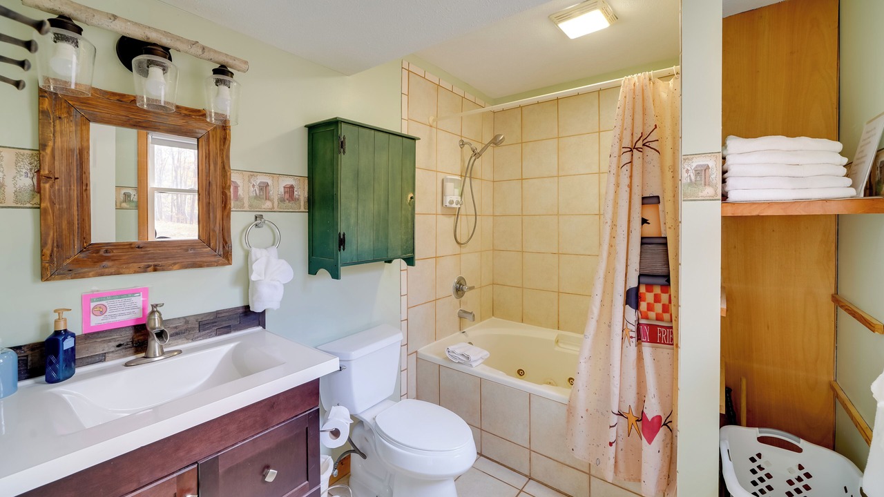 Photo of Bathroom in Rosedale