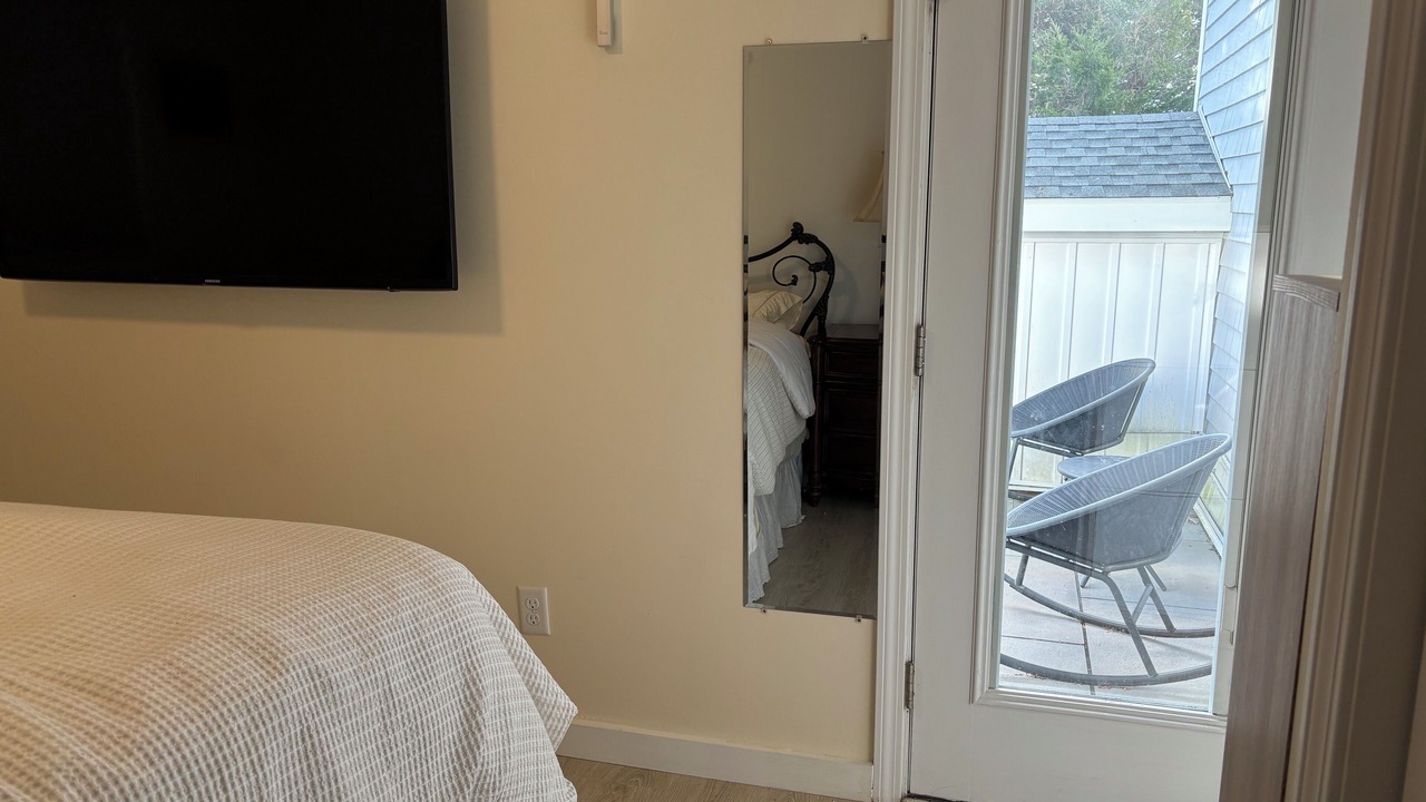 Photo of Bedroom in Quonochontaug
