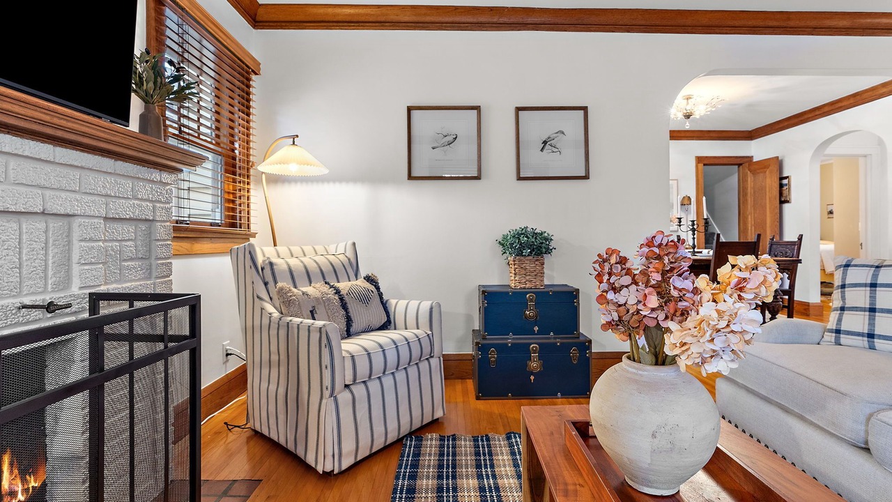 Photo of Livingroom in Fulton
