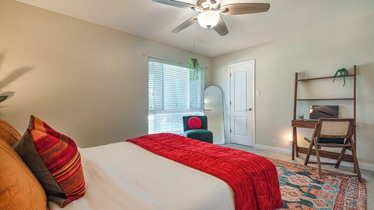 Photo of Bedroom in Northeast Heights