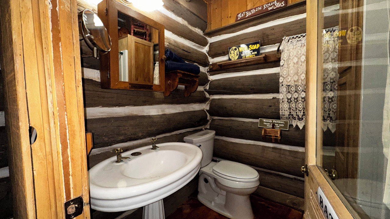 Photo of Bathroom in Placitas