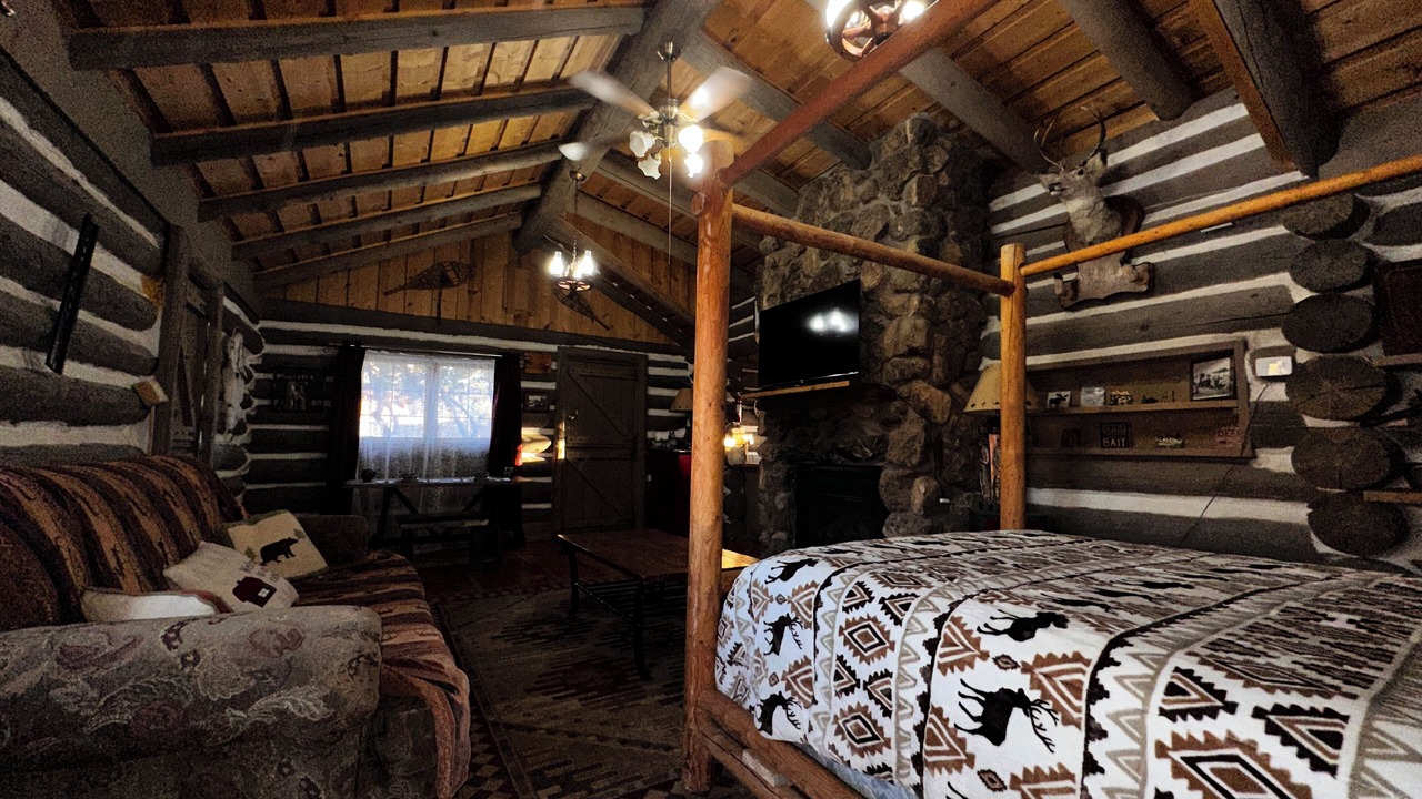 Photo of Bedroom in Placitas