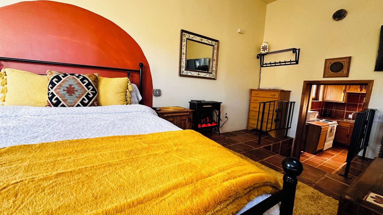 Photo of Bedroom in Placitas