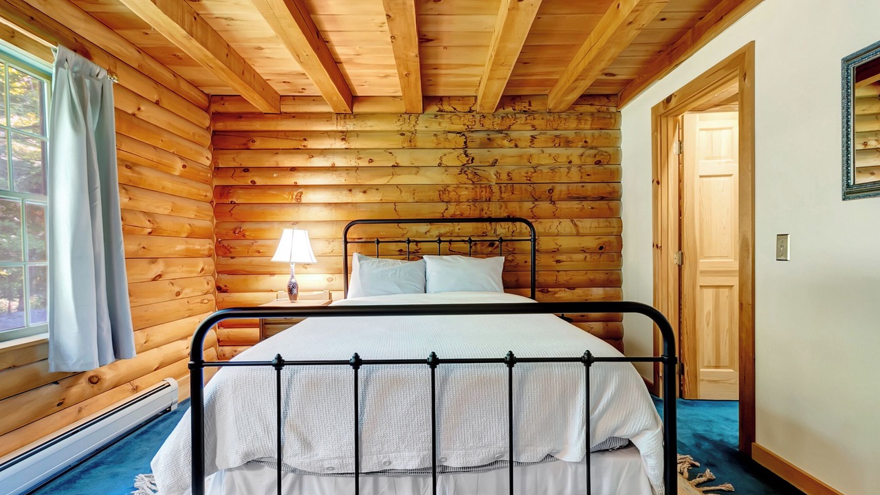 Photo of Bedroom in Weston