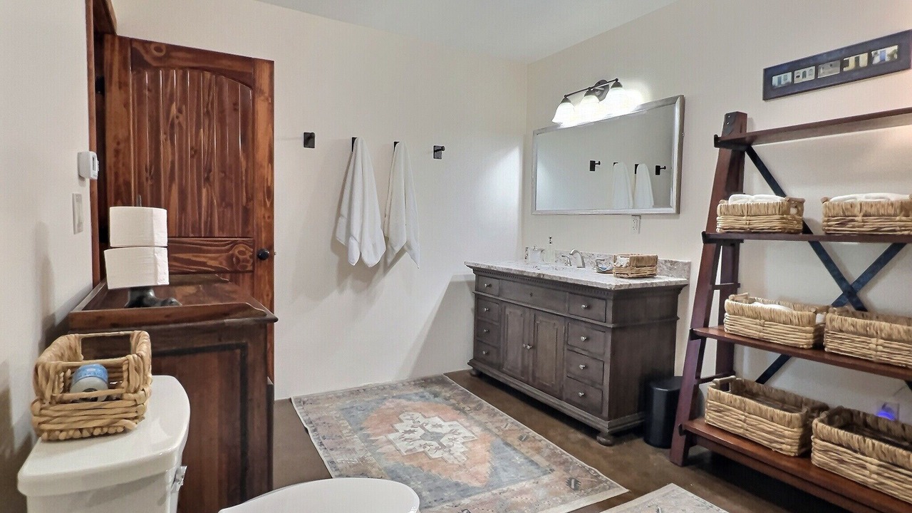 Photo of Bathroom in Lamy