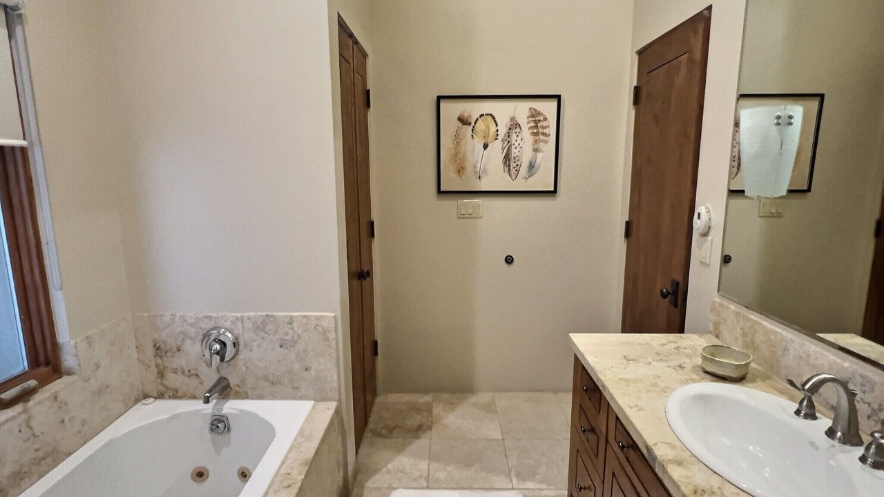 Photo of Bathroom in Lamy