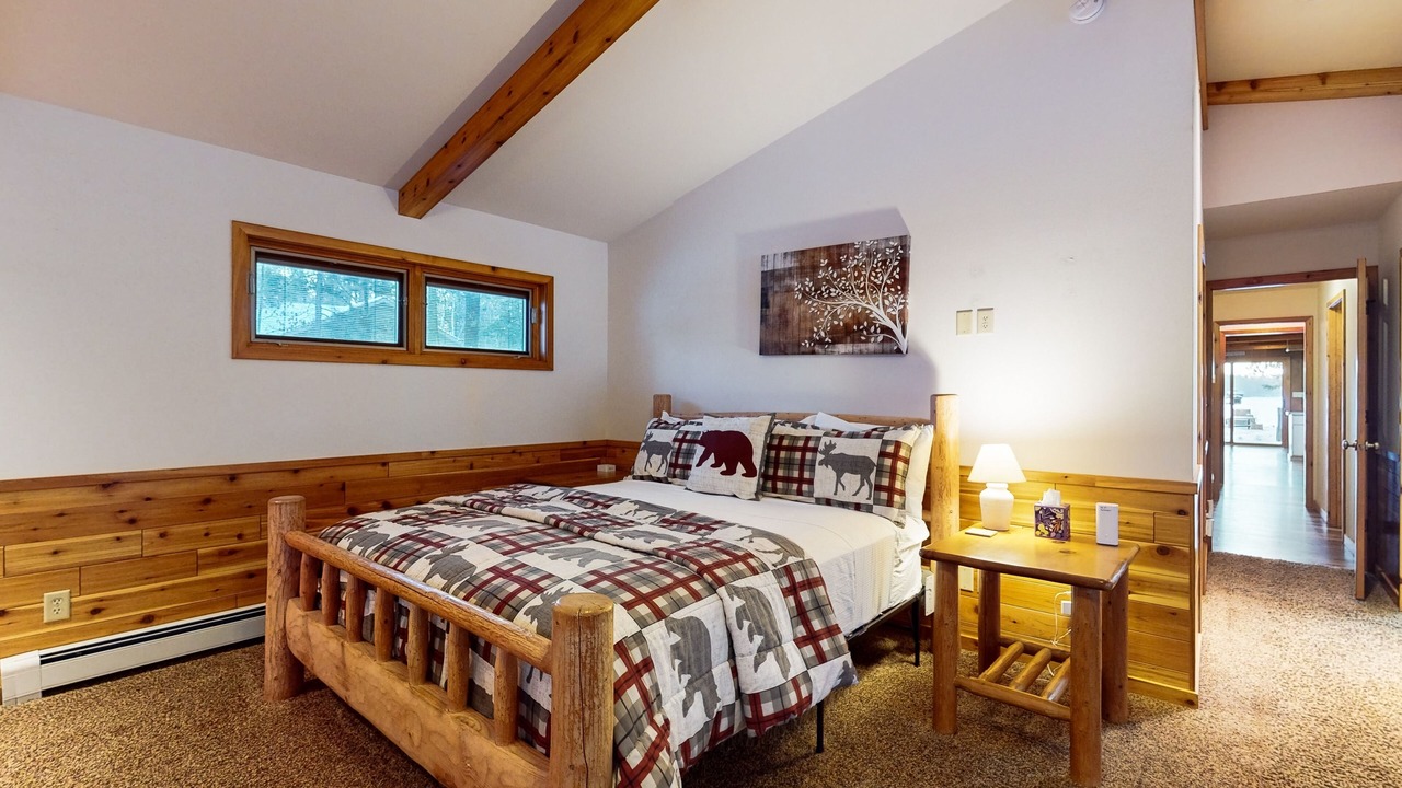 Photo of Bedroom in Lake Tomahawk